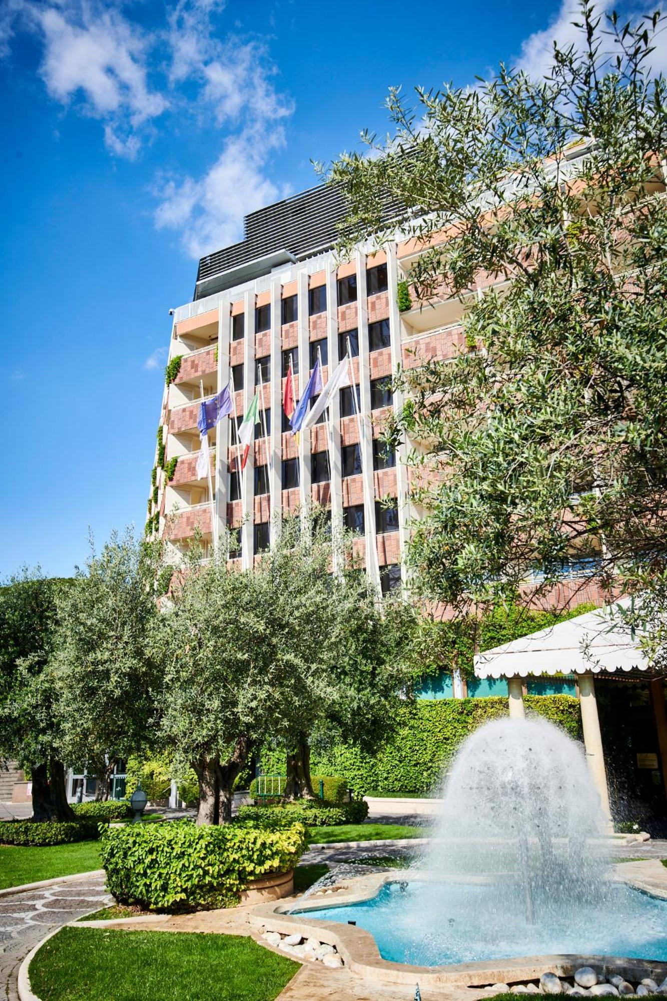 Cavalieri, A Waldorf Astoria 5* Roma